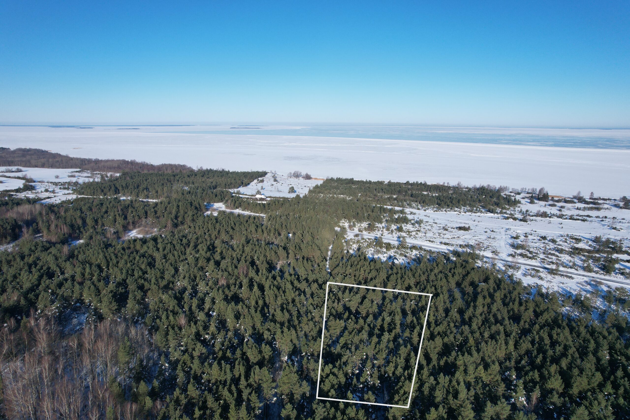 Muhu põhjarannik! Elekter, puurkaev, juurepääs, DP! Kiviaru